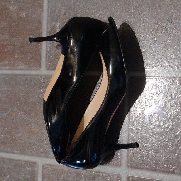 Jimmy Choo black patent leather peep toe heel pump size 35 - Picture 4 of 12
